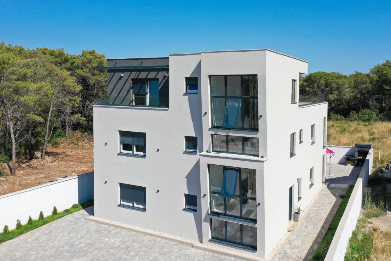 Rhapsody In Green - Luxury Villa In Zadar Crno Exterior foto